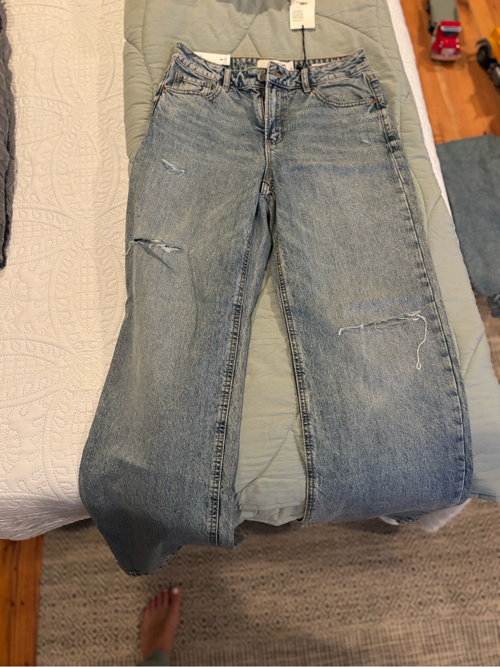Dynamite Heidi High-Rise Jeans in Light Blue Denim